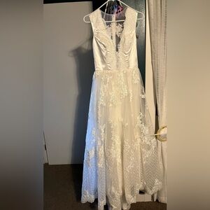 White wedding dress